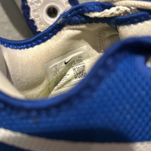 Nike Women’s PG4 - Size 9 - Picture 6 of 6